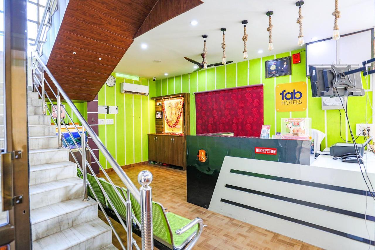 Fabhotel Shivam Palace Varanasi Exterior photo