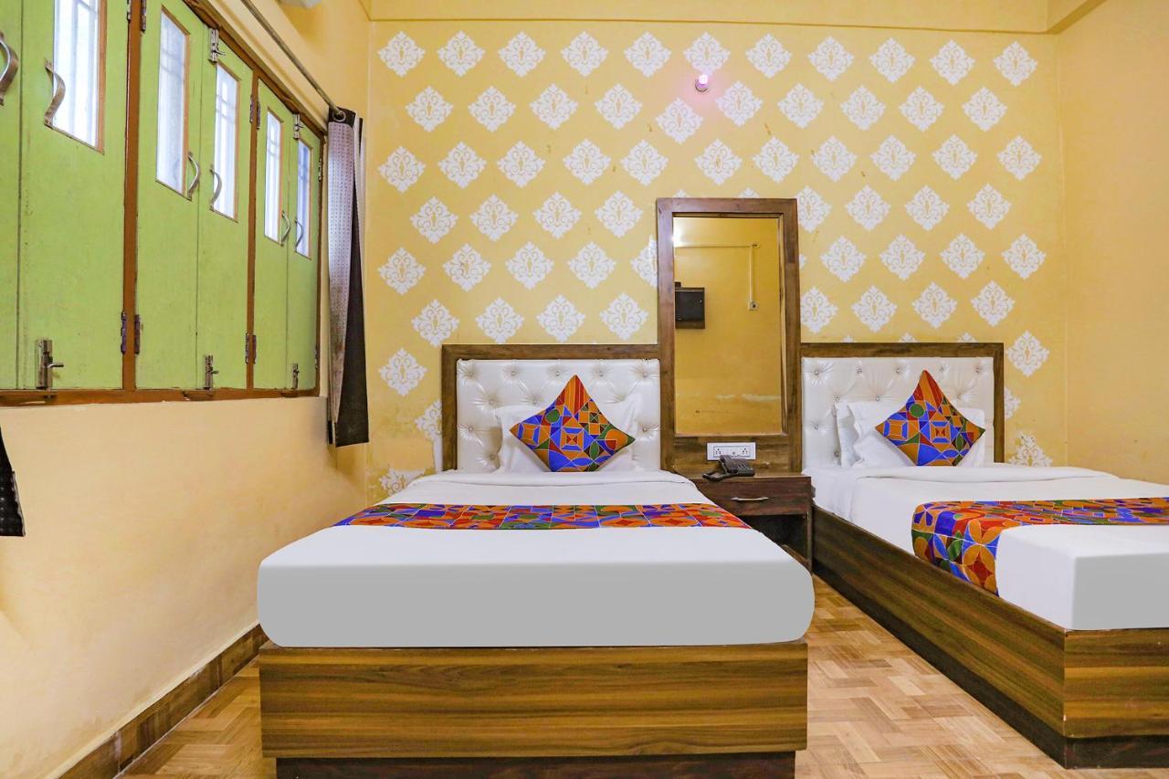 Fabhotel Shivam Palace Varanasi Exterior photo